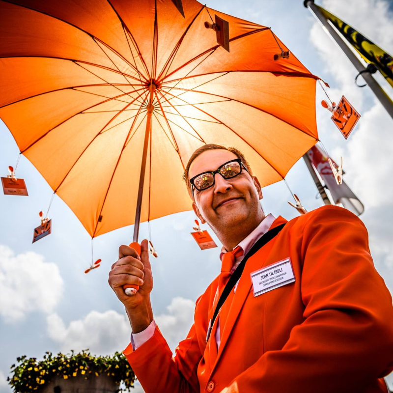 Jean Til Wereldkampioen Complimentjes Geven