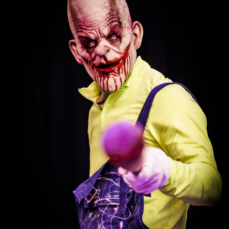 Clown Giggles
